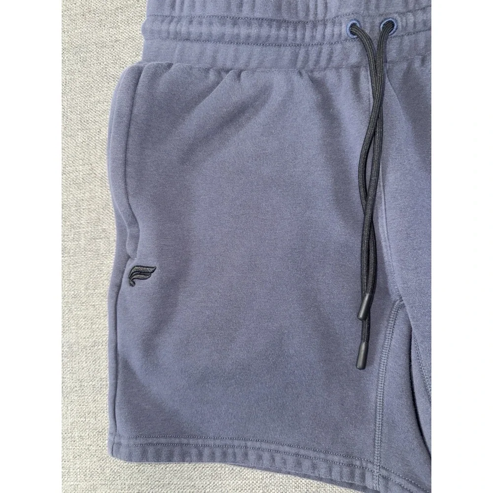 Fabletics Men's Navy Fleece Athletic Shorts Size M Zip Pocket Drawstring